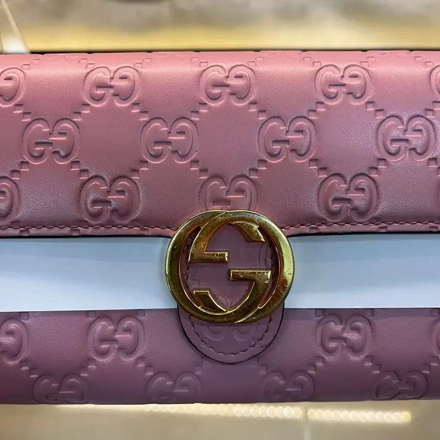 #구찌 #인터로킹 #장지갑 #지갑 #명함 #카드지갑 #새상품 #명품