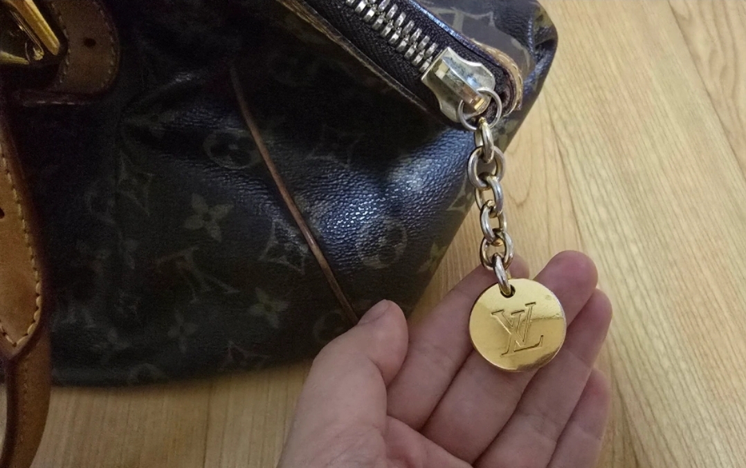 루이비통 가방 티볼리 정품 보증서있음