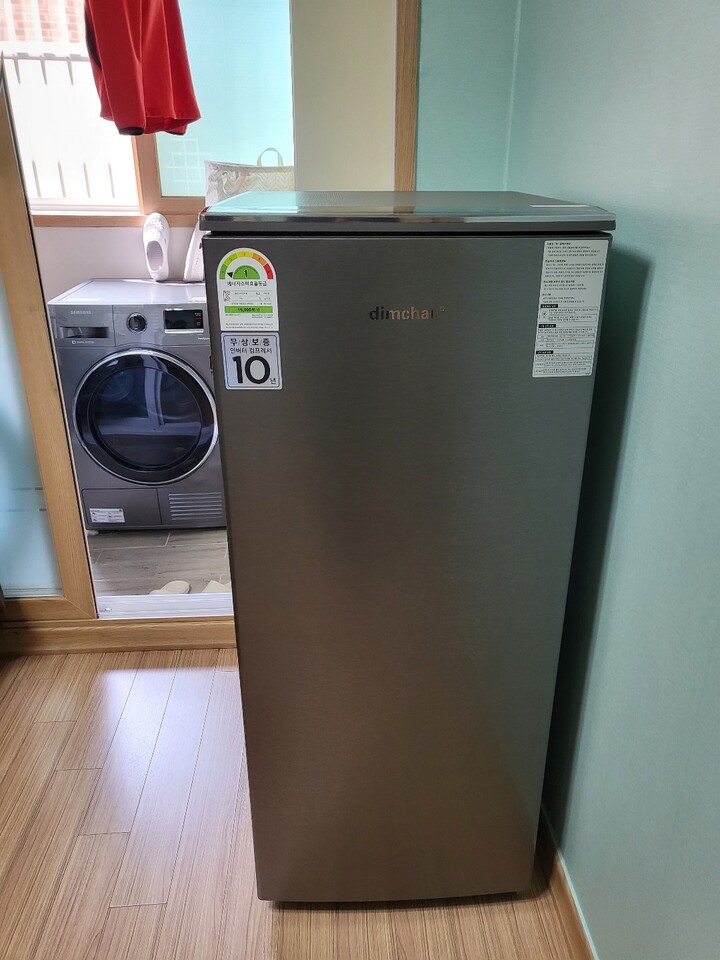 딤채소형냉장고 WDS11HPMKS